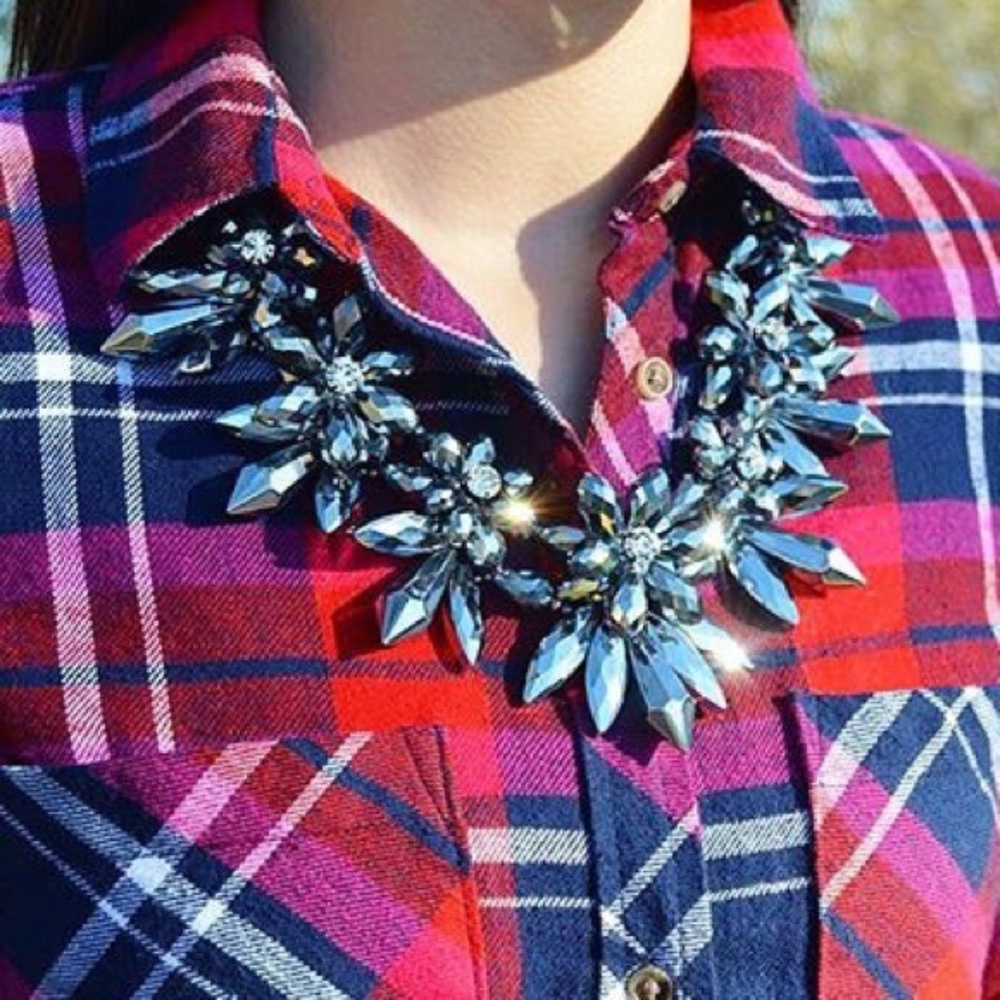 Park Lane Necklace As New Vibrant Iridenscent Blue - Picture 3 of 7